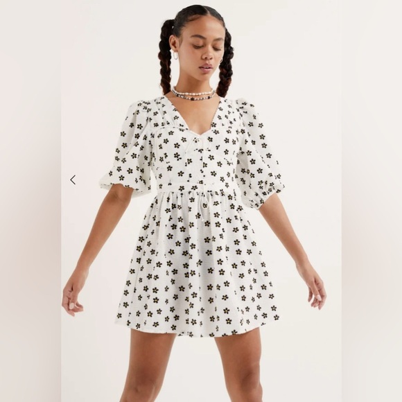 For Love & Lemons Connie Cottagecore Mini Dress White Yellow Floral Fairycore SM - Picture 2 of 5
